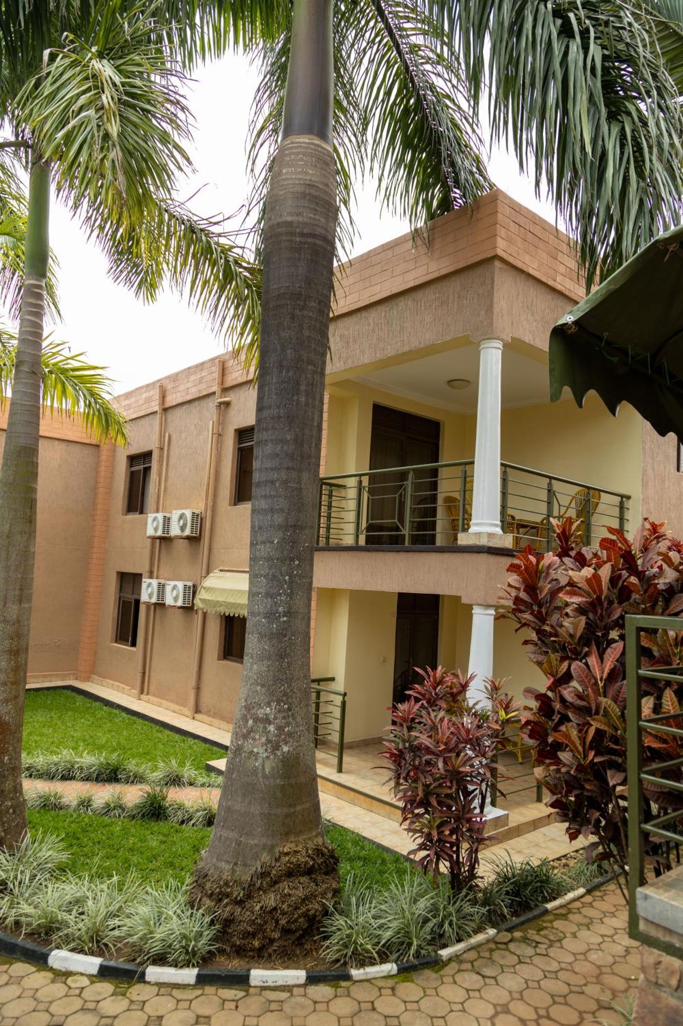 The Country Inn By Smart Haven Kigali Exterior foto