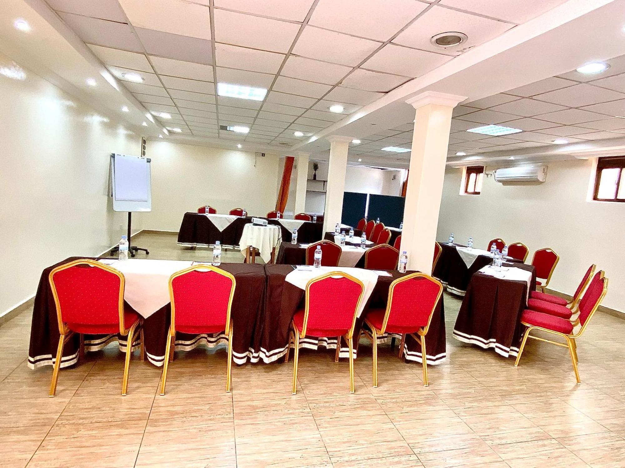 The Country Inn By Smart Haven Kigali Exterior foto